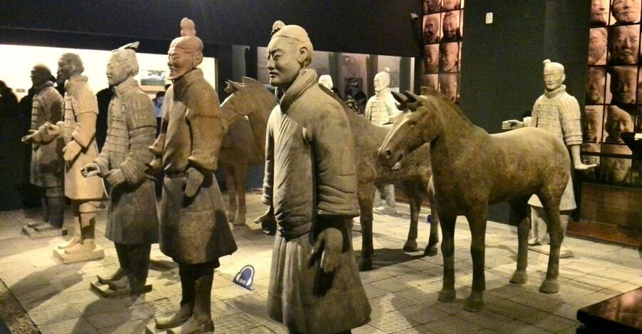 1 Day Beijing to Xi'an Terracotta Warriors Tour by Air - The flight from Beijing sets the pace