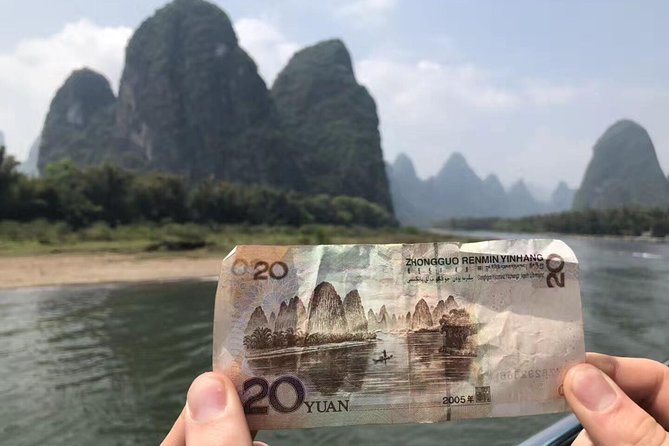 1-Day Guilin Tour to Reed Flute Cave, Xianggong Hill, Bamboo Boat and Night Show - Xianggong Hill rewards the climb