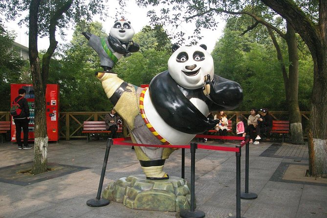 1-Day Panda Breeding Center plus Chengdu City Tour - The panda base works best before the crowds