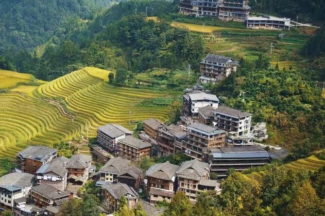 1 day private tour: Longji rice terraces & Huang Luo Yao villages - Huangluo Yao Village and its famous hair tradition