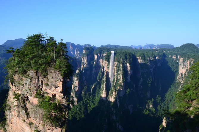 1-Day Private Tour to Zhangjiajie Forest Park & Avatar Mountain - Walking, crowds, and the right fitness level