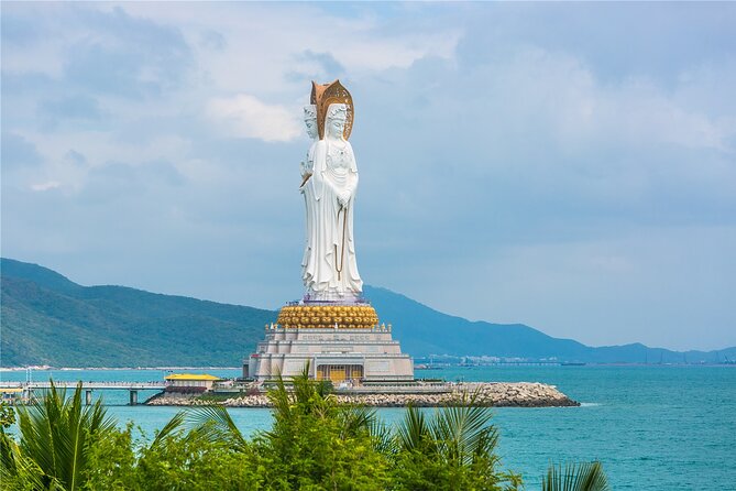 1-Day Sanya Customized Itinerary Charter Car Service - Luhuitou Park for the city’s best broad views