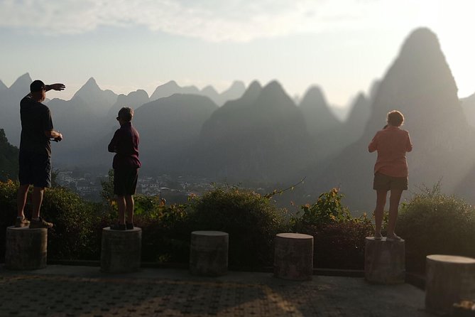 1-Day Yangshuo bird's eye view mountains private tour - What the $175 price really includes