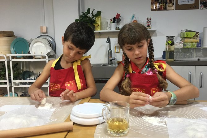 2.5hrs Chinese Kitchen Cooking Class: Xiaolongbao Soup Dumplings - Noon: Eating What You Made