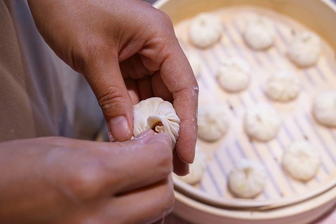 2.5hrs Chinese Kitchen Cooking Class: Xiaolongbao Soup Dumplings - Meeting In Shanghai’s Older Lanes