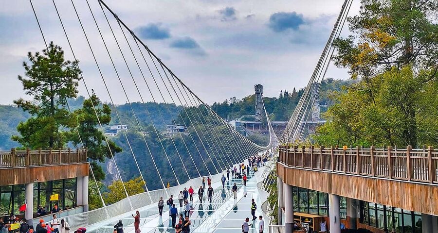 2-Day Private Zhangjiajie Tour Avatar Mountain, Glass Bridge - Yuanjiajie and the mountain behind Avatar