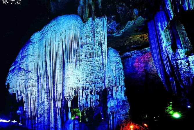 2 days highlights tours : Longji rice terraces & Li River cruise - Huangluo Yao Village and the first look at Longji