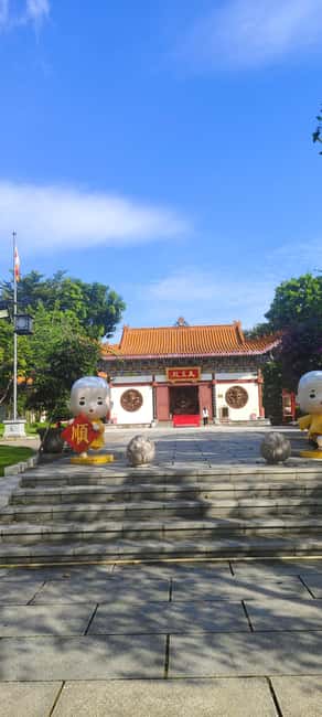 200-year-old Hakka Residence Tour +Ancient Buddhist temple - What Hakka architecture tells you about family life