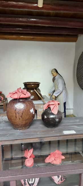 200-year-old Hakka Residence Tour +Ancient Buddhist temple - What the $47 price includes