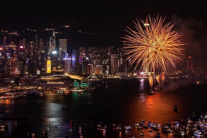 2025 Chinese New Year Fireworks Open Bar Yacht Dinner Cruise HK - Key details to know before booking