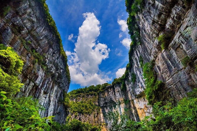 2Day Wulong Karst Park+Dazu Carvings World Heritage Private Tour - Day two: Dazu’s Beishan carvings