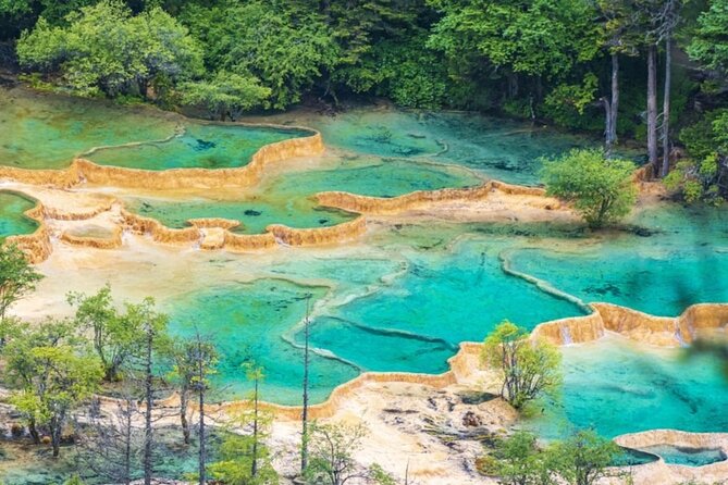 3 Day Private Tour to Jiuzhai Valley and Huanglong - Who will enjoy this three-day plan?