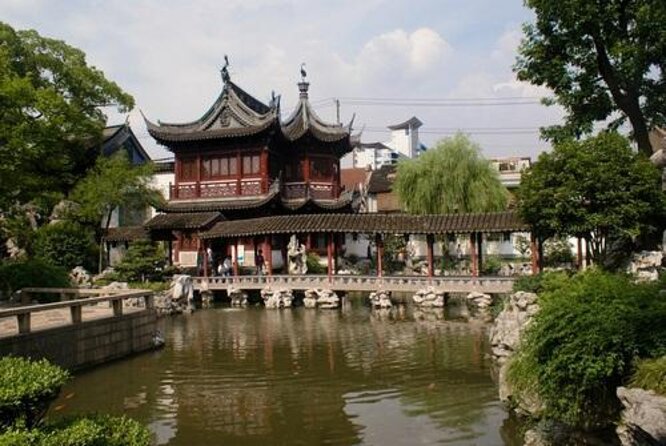3-Hour Shanghai Yu Garden &Old Town Private Tour with Tea Tasting - Key points to know before booking