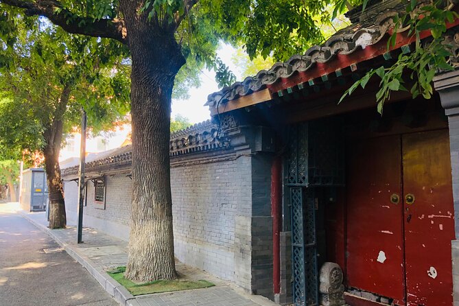 4-Hour Private Tour of Calligraphy Class, Hutong and Dumplings - Dumplings, noodles, and the reward at the table