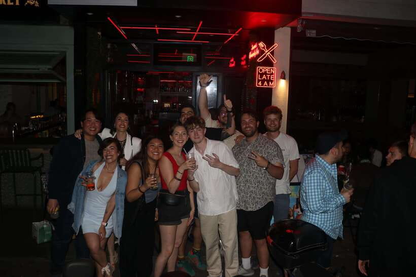 4-Hour Shanghai Pub Crawl (bars & nightclub hopping) - Thursday and Saturday routes can change