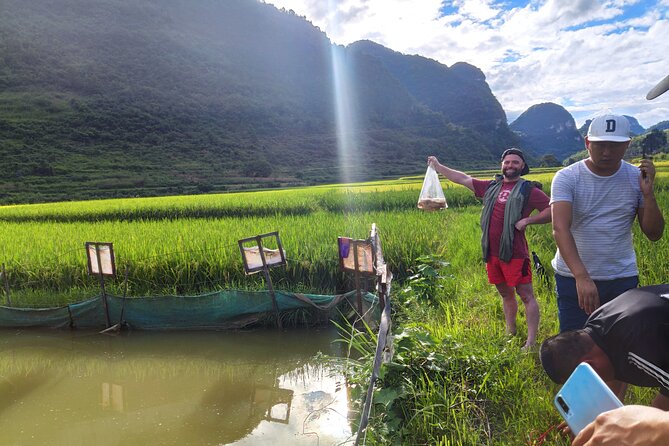 5 Days Guizhou Cave Tour Culture and Culinary Delights - Day 5: Leaving the hills for Guiyang Airport