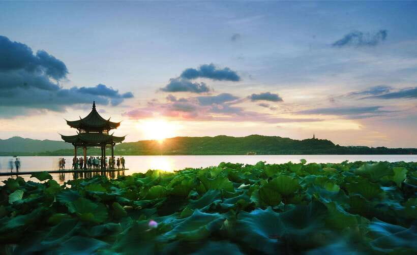7 hours Hangzhou Tour Itinerary - Lunch is one hour, but not included