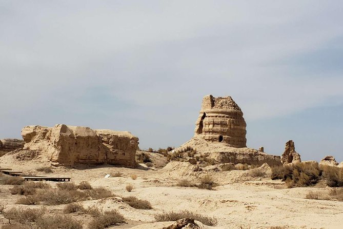 8-Day Silk Road Trip of Dunhuang, Jiayuguan, Zhangye with Accommodation - Day 7: Zhangye’s Giant Buddha and Horse Hoof Temple