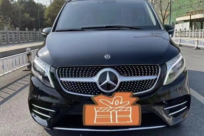 8 hours Private Car Transport in Guangzhou China - Starting at the DoubleTree by Hilton Guangzhou