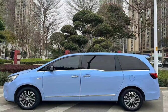 8 hours Private Car Transport in Guangzhou China - The value of flexibility when you do not need a guide