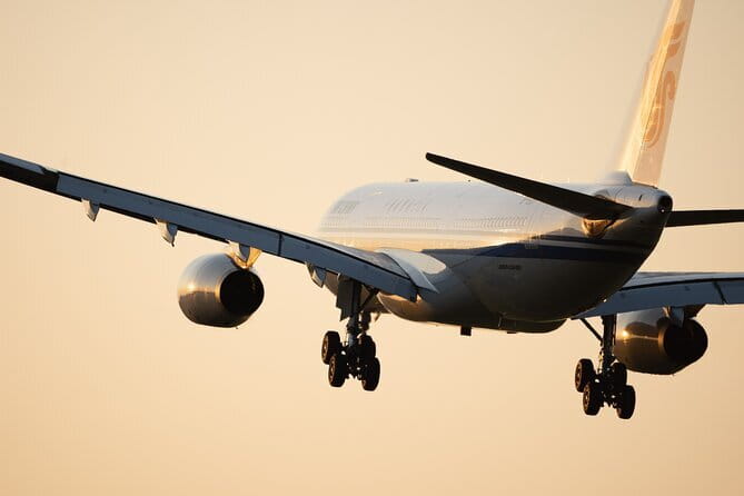 8 hours Private Car Transport in Guangzhou China - Vehicles from five seats to 55 seats