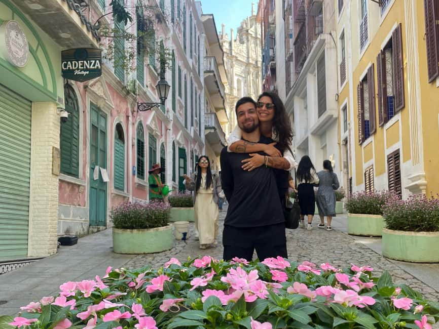 A Perfect Day in Macau: A Walking Tour from Ruins to Casinos - Why this route works so well