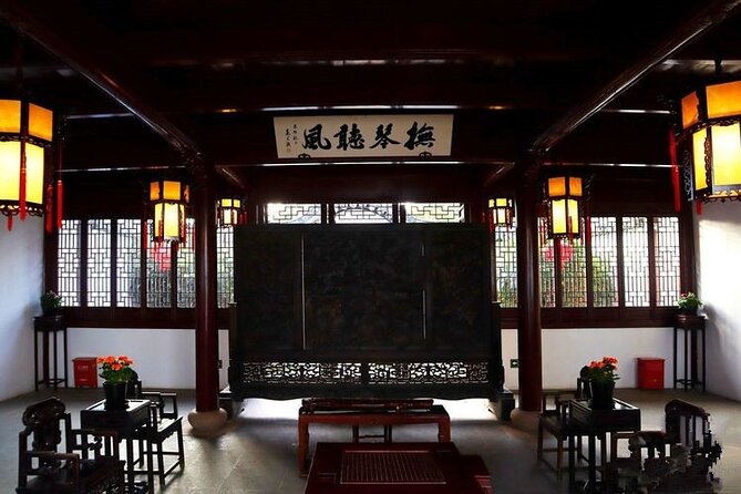 All-inclusive Half-day Private Tour To Zhujiajiao Water Town - The canal boat ride