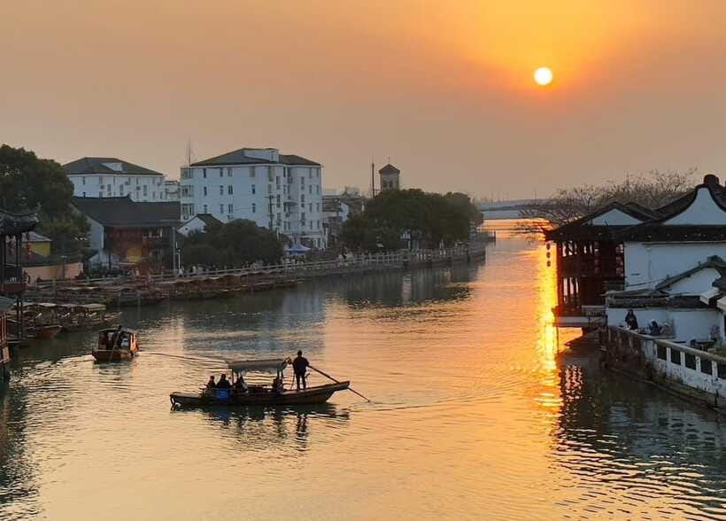 All-inclusive Half-day Private Tour To Zhujiajiao Water Town - Why the private guide matters