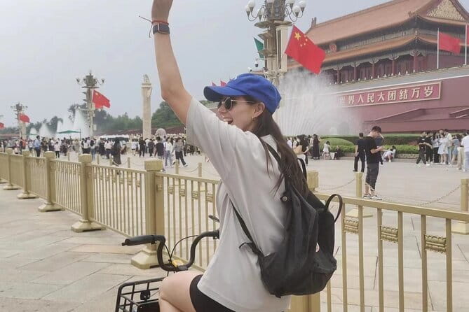 All-Inclusive Mutianyu Great Wall Hiking and Helicopter Overlook Tour - Why the Mutianyu Setting Matters