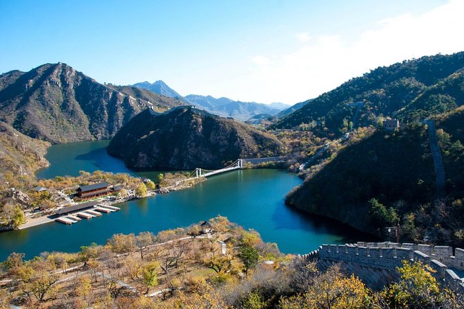 All Inclusive Private Hiking Tour from Huanghuacheng Water Great Wall to Xishuiyu - Reaching the Wall After the 15-Minute Mountain Walk