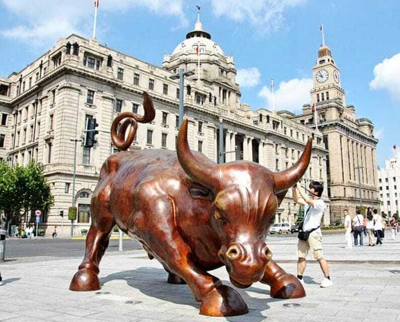 All Inclusive Shanghai City Tour : Old and New Highlights - Pudong and Shanghai Tower: the modern payoff