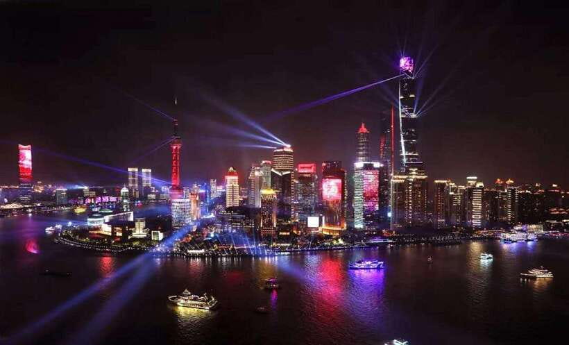 Amazing Shanghai Night Lights:River Cruise &Private Transfer - Why Shanghai’s skyline works best after sunset