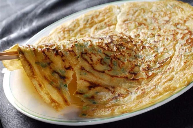 Authentic Local Food Tour in Central Shanghai - Starting at Huangpi Nan Road and Xintiandi