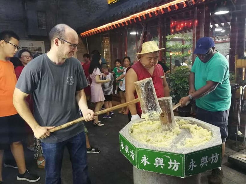 Authentic Old Xi'an Back Alley Food Tour - Is $69 a fair price for three hours?