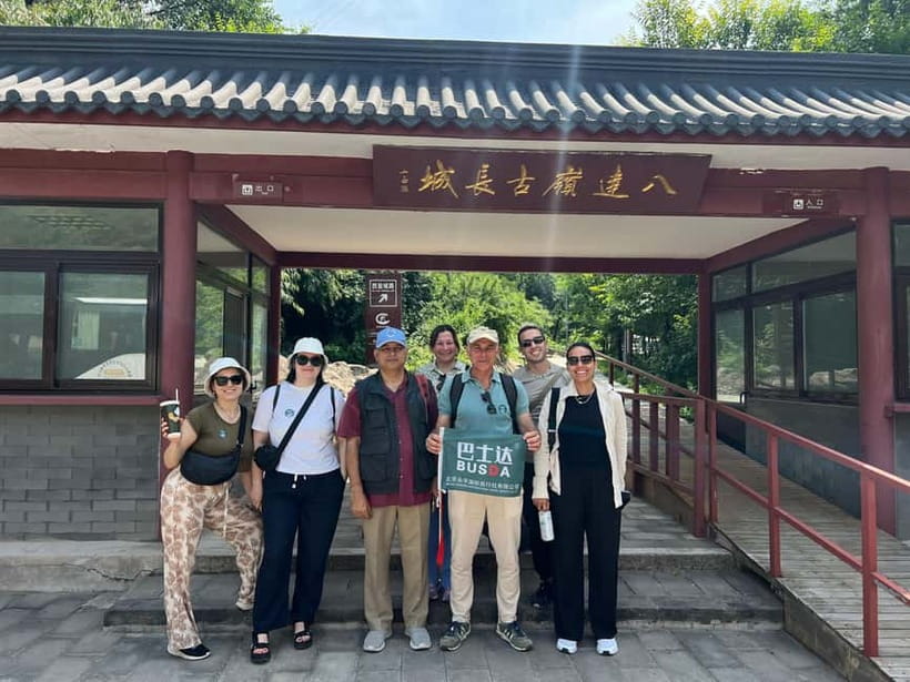 Badaling Ancient Great Wall Private Tour +Beijing Roast Duck - What happens on the eight-hour day
