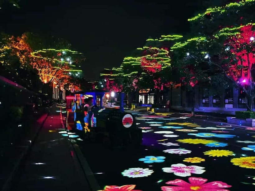 Badaling Great Wall Night Tour+ Light Show + Performance - Should you book the Badaling night tour?