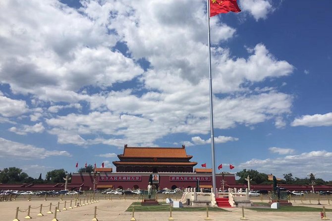 Beijing 2-Day Highlights Tour: 6 Must-See Spots+Local Delicacies - Lunch and the Summer Palace Gardens