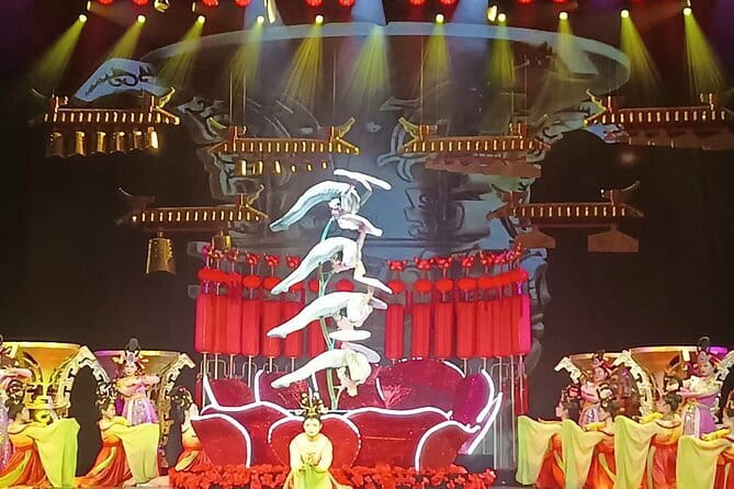Beijing Acrobatic Show in Red Theater with Guide and Transfer - Who Will Enjoy This Most