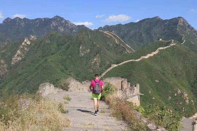 Beijing Airport Layover Forbidden city Great Wall Private Tour - Meeting your guide at Beijing Capital Airport