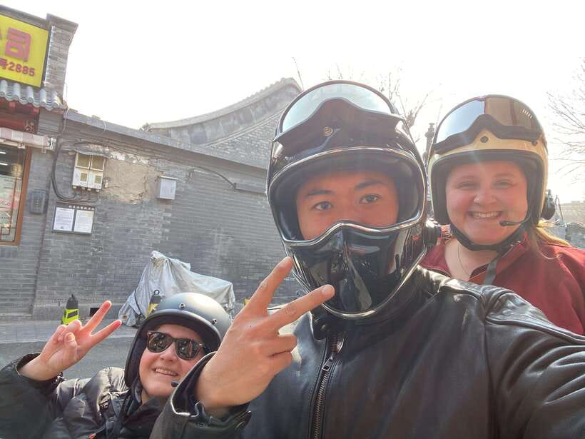 Beijing:Ancient & Modern City Tour by Sidecar(Day/Night) - Local snacks, tea, and the human touch