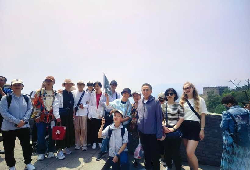 Beijing: Badaling Great Wall Day Tour With Ticket - Cable car, sled ride, and the extra 140 RMB