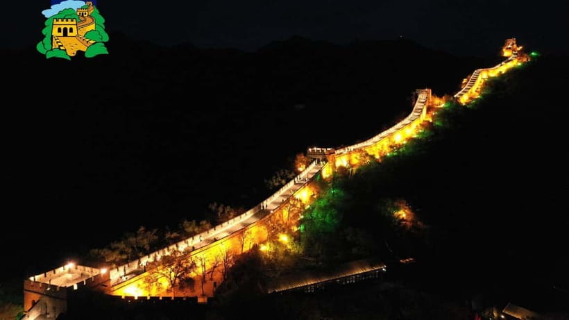 Beijing：Badaling Night Great Wall Ticket, Tour & Show - The shared bus option from Beijing