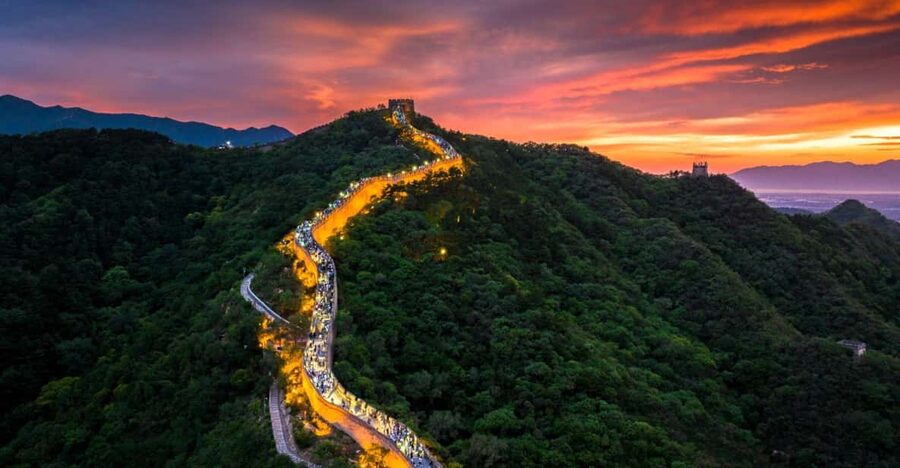 Beijing：Badaling Night Great Wall Ticket, Tour & Show - The private option with hotel pickup