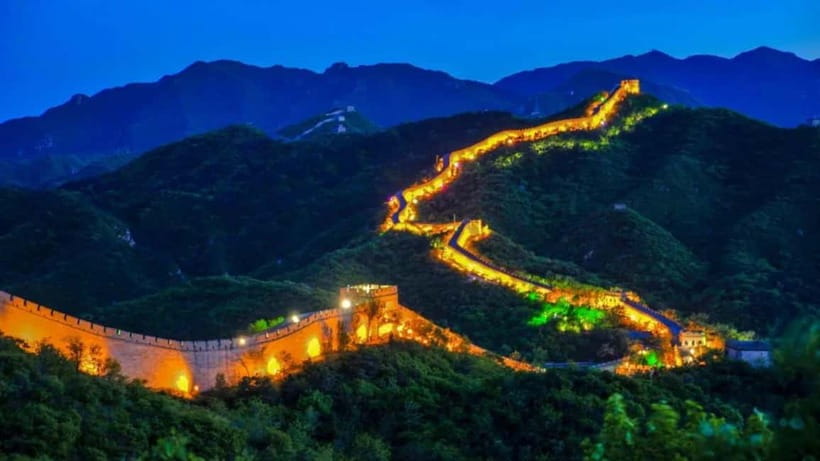 Beijing：Badaling Night Great Wall Ticket, Tour & Show - The ticket-only option from 6:30 to 9 PM
