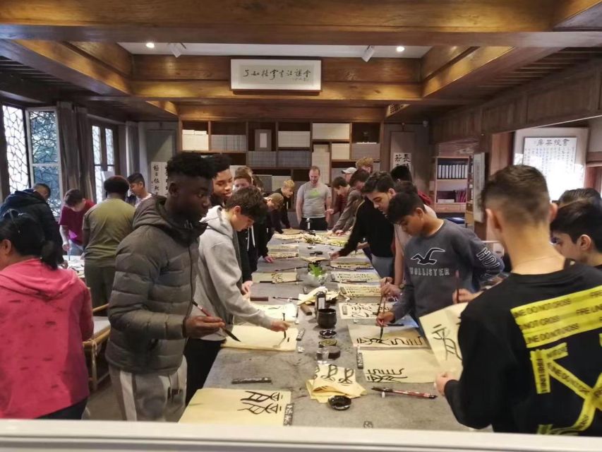 Beijing Calligraphy Class - Why the class feels more like meditation than handwriting