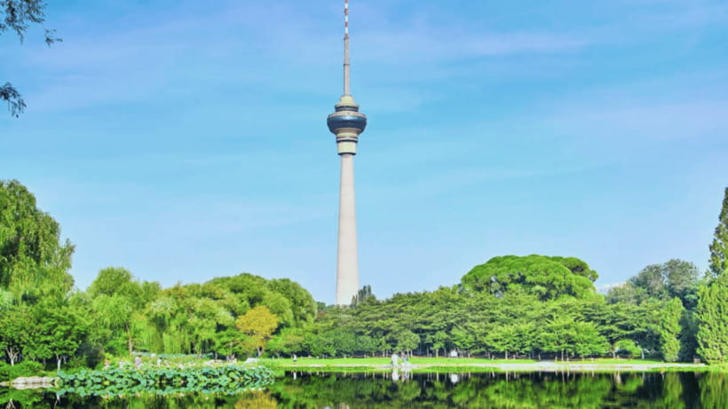 Beijing: Central Radio & TV Tower Observation Deck Ticket - Dining in the revolving restaurant