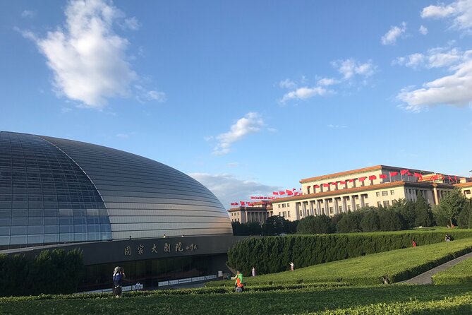 Beijing City Four-hour Bicycle Tour With a Private Guide - Wudaoying Hutong and a first break
