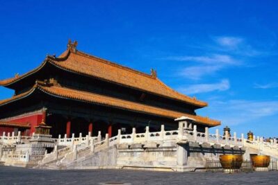 Beijing Essential Full-Day Tour including Great Wall at Badaling, Forbidden City and Tiananmen Square