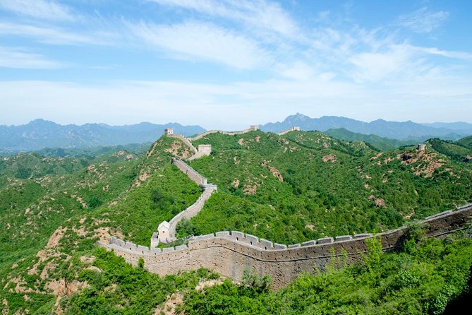Beijing Gubei Water Town and Great Wall Day Trip - Meeting your guide at 10:00 a.m.