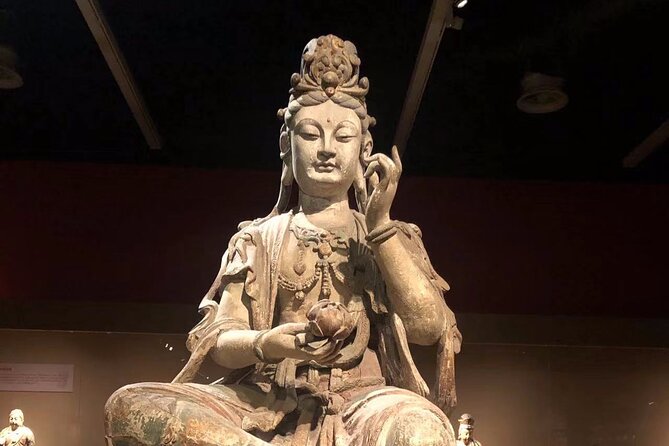 Beijing Half Day: National Museum of China In-depth Tour with Subway Transfer - Buddha statues and a quieter hour